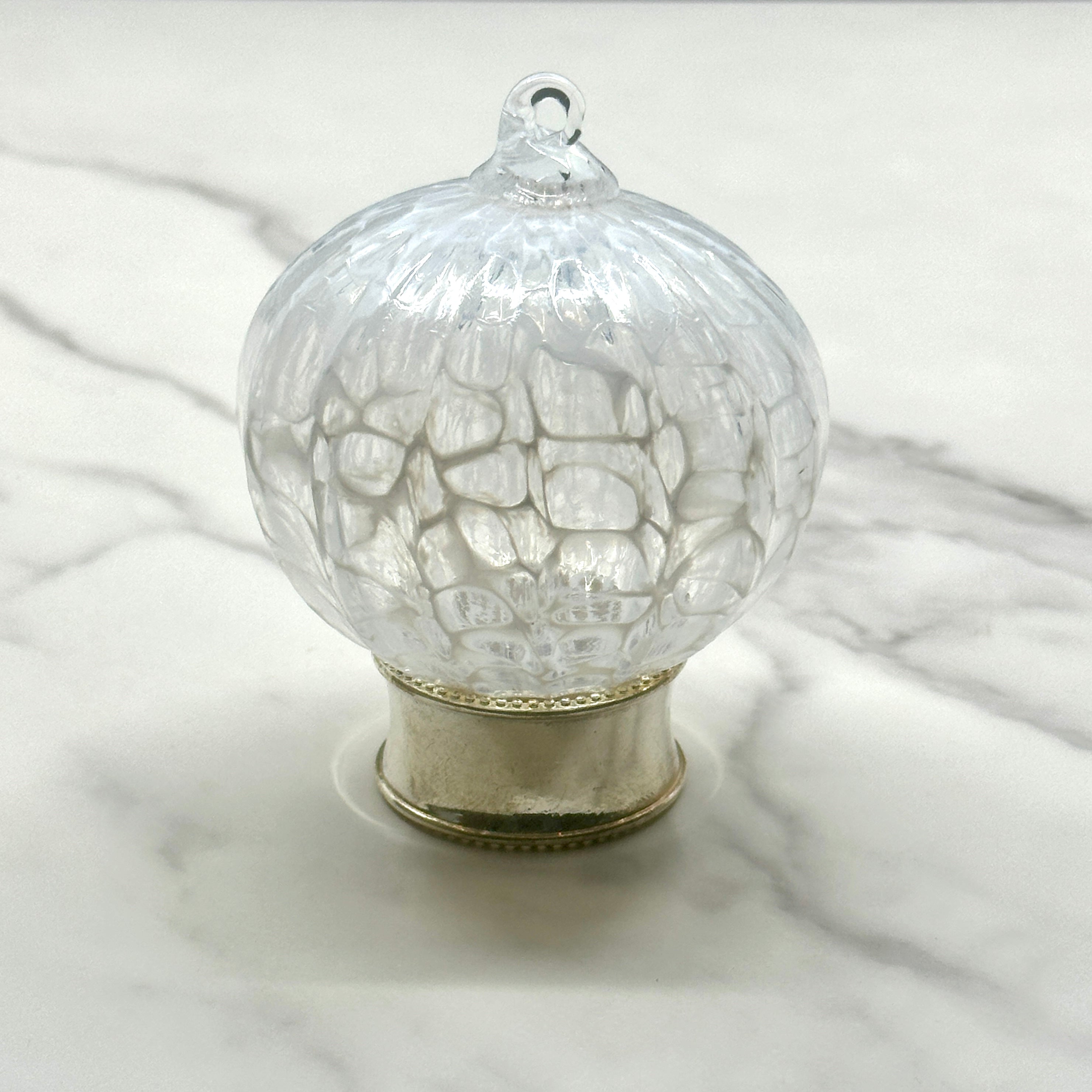 Birthstone ornaments • April