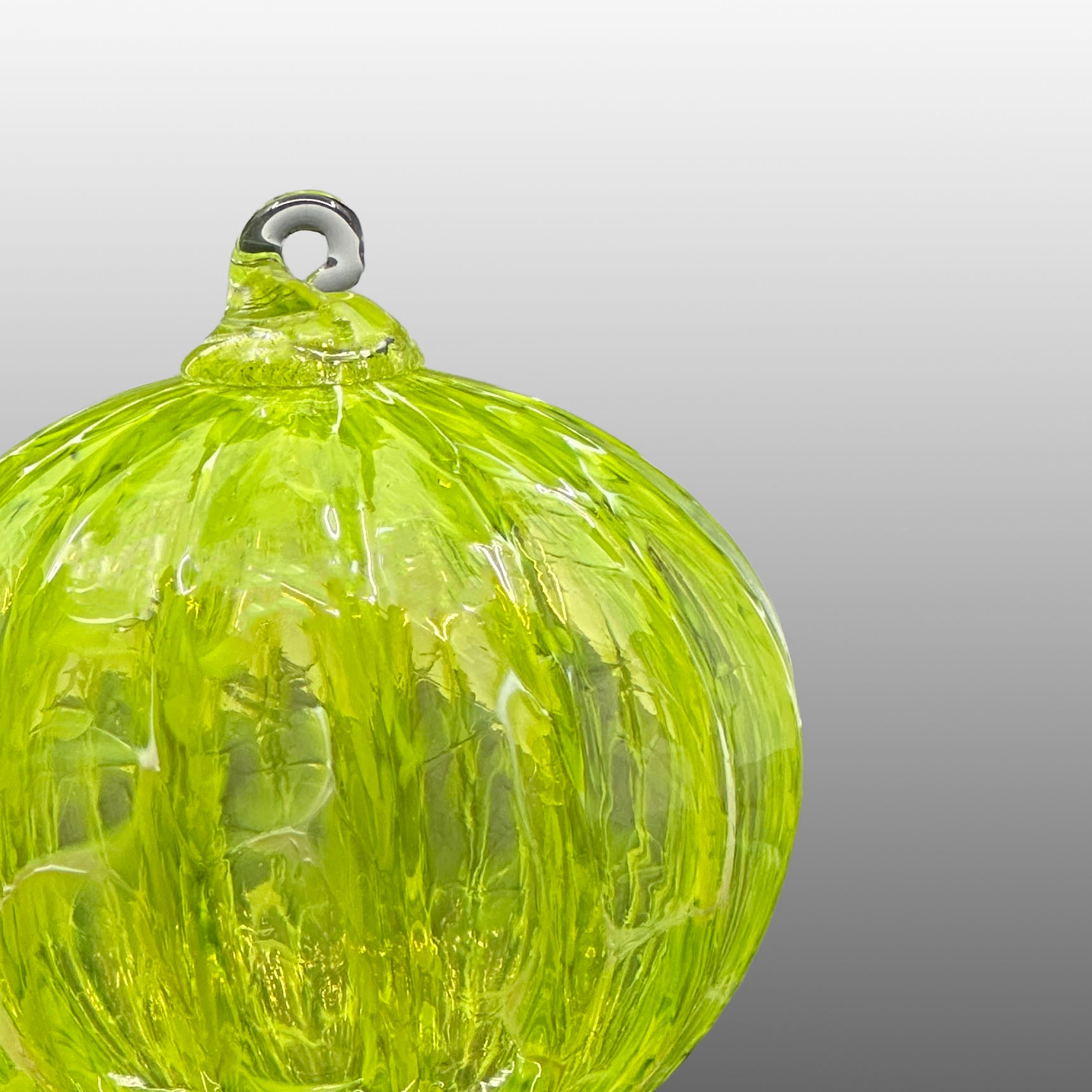 Birthstone ornaments • August
