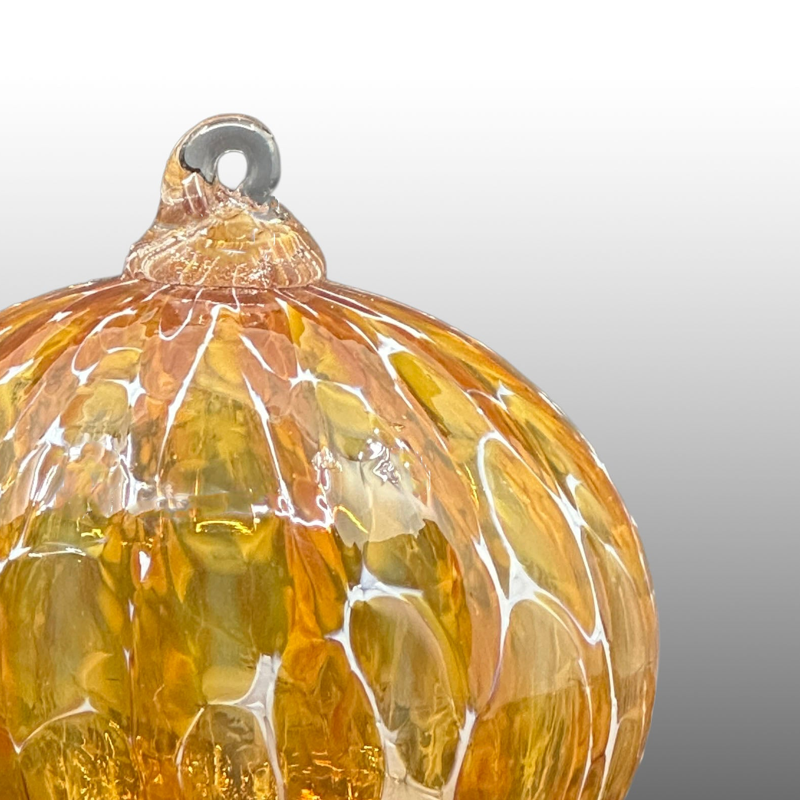 Birthstone ornaments • November