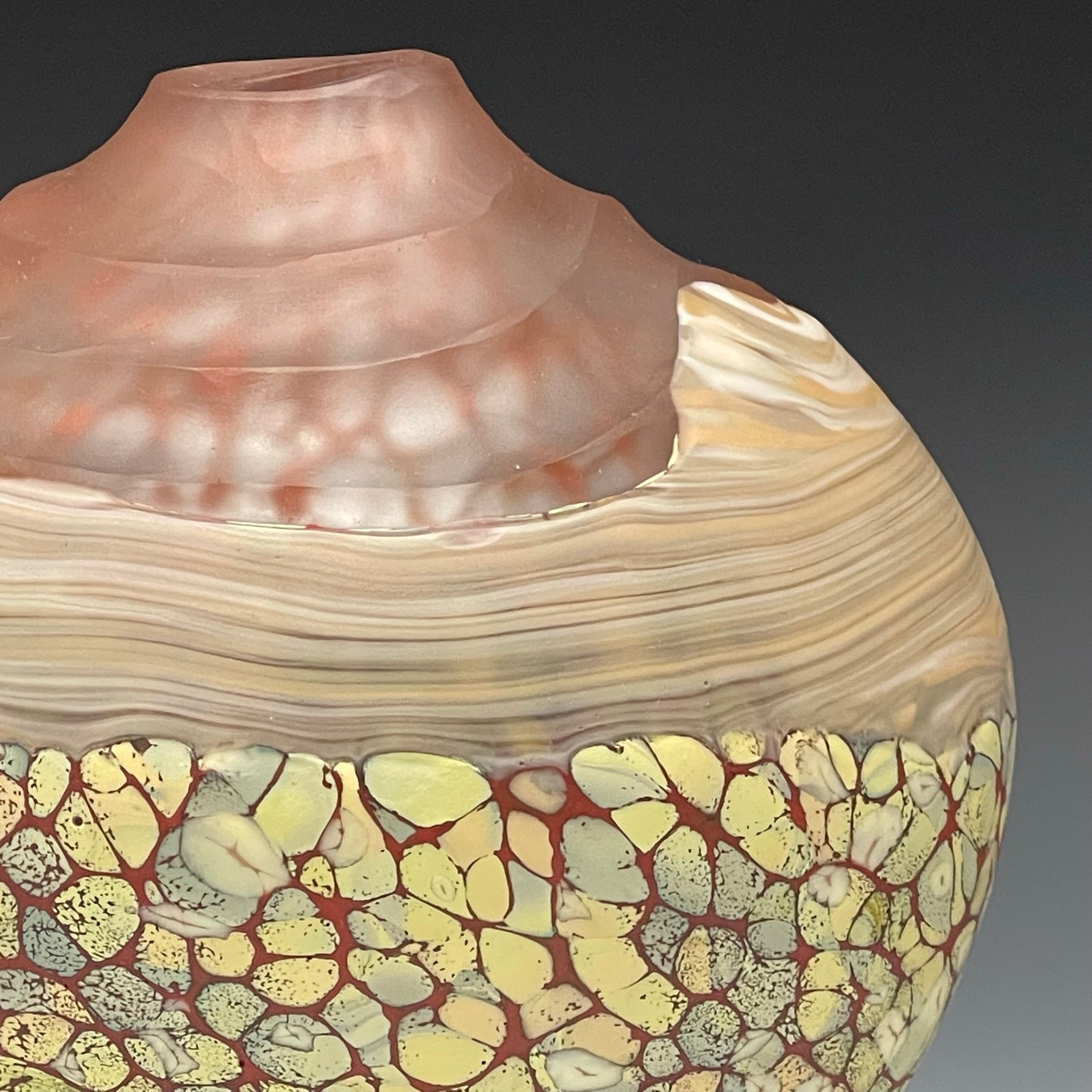 sand Pinnacle vase