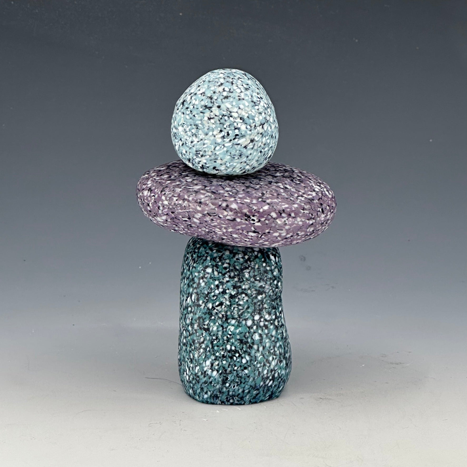 small 3 stone glass cairn